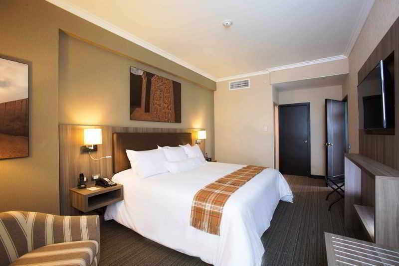 Hotel Casa Andina Premium Trujillo Encalada Exteriér fotografie